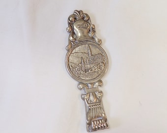 French Vintage Religious Souvenir Bottle opener Notre-Dame de Lourdes v288