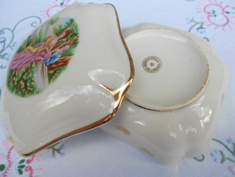 Limoges Porcelain Vintage French Trinket Box A101 image 5