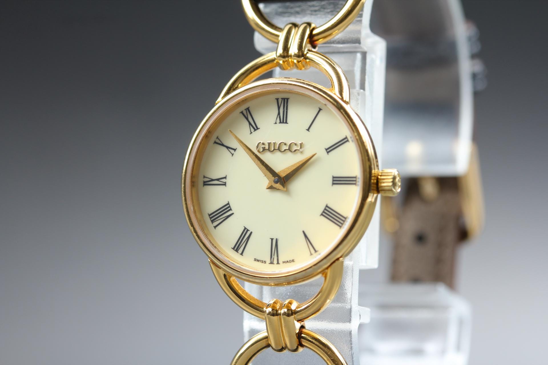 Vintage gucci watches for women - Etsy 日本