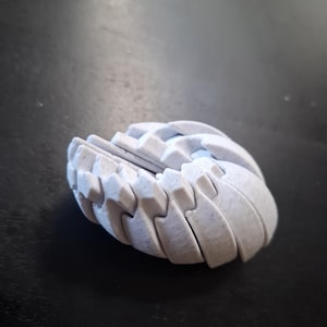 Ball fidget