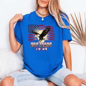 Retro Bald Eagle Top, America 250 T-Shirt, Vintage US Flag Gear, 1776-2026 Patriot Tee, Fourth Of July Present For Dad Patriot Tee immagine 5
