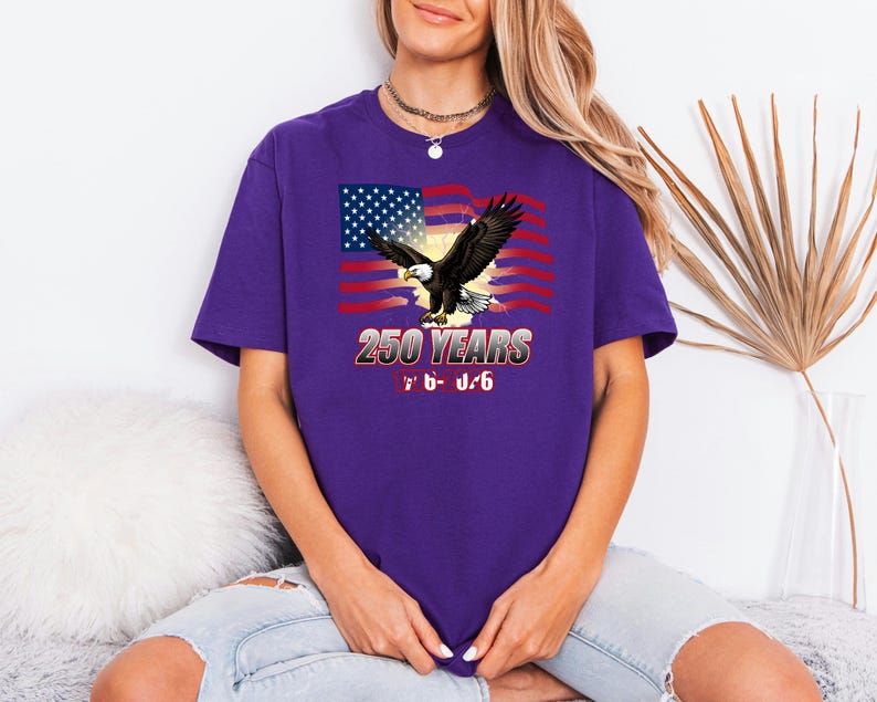 Retro Bald Eagle Top, America 250 T-Shirt, Vintage US Flag Gear, 1776-2026 Patriot Tee, Fourth Of July Present For Dad Patriot Tee immagine 10
