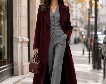 Conjunto de traje de lujo para mujer en color burdeos con abrigo largo y elegante traje de pantalón gris de 3 piezas, atuendo chic para la oficina, conjunto formal de moda para mujer.