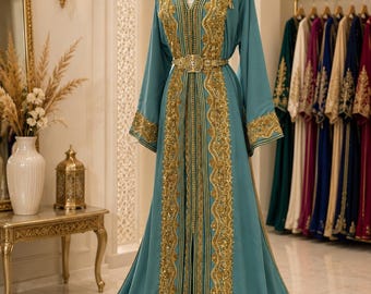 Marockansk kaftanklänning, lyxig grön kaftan med guldbroderi, sammetstakchita brudklänning, traditionell marockansk brudklänning, förlovningsklänning