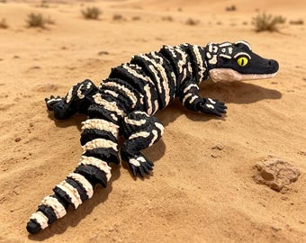 3D Printed Articulated Crocodile Toy, Tiger Stripe Reptile Figure, Posable Desk Decor (17-22.5 cm)