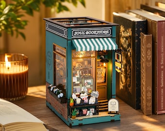 Kit de Livraria em Miniatura de Madeira para Montar: Fachada Azul-Turquesa, Luzes de LED, Decoração de Estante de Livros