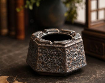 Ceramiczna popielniczka z pokrywką, wystrój wnętrz w stylu vintage, japońska rustykalna, wiatroodporna popielniczka, elegancka ozdoba retro, palaczka, ozdoba stołu, dekoracja biurka w stylu retro
