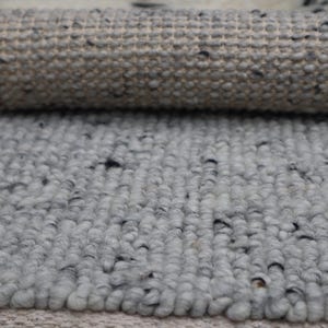 Tappeto in lana annodato a mano / Tappeto moderno grigio testurizzato e minimalista (misure personalizzate)