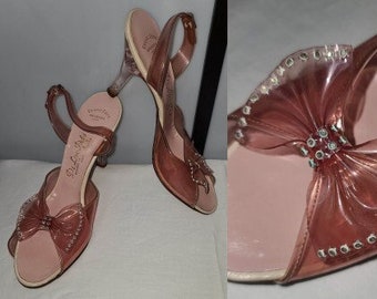 Vintage 1950s Shoes Clear Pink Vinyl Peeptoe Pumps Jewel Bows Carved Pink Lucite Heels Barely Worn Mid Century Rockabilly Pinup 9 N