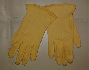 SALE Vintage 1950s Gloves Yellow Ribbed Cotton Blend French Day Gloves Paris Rockabilly 7