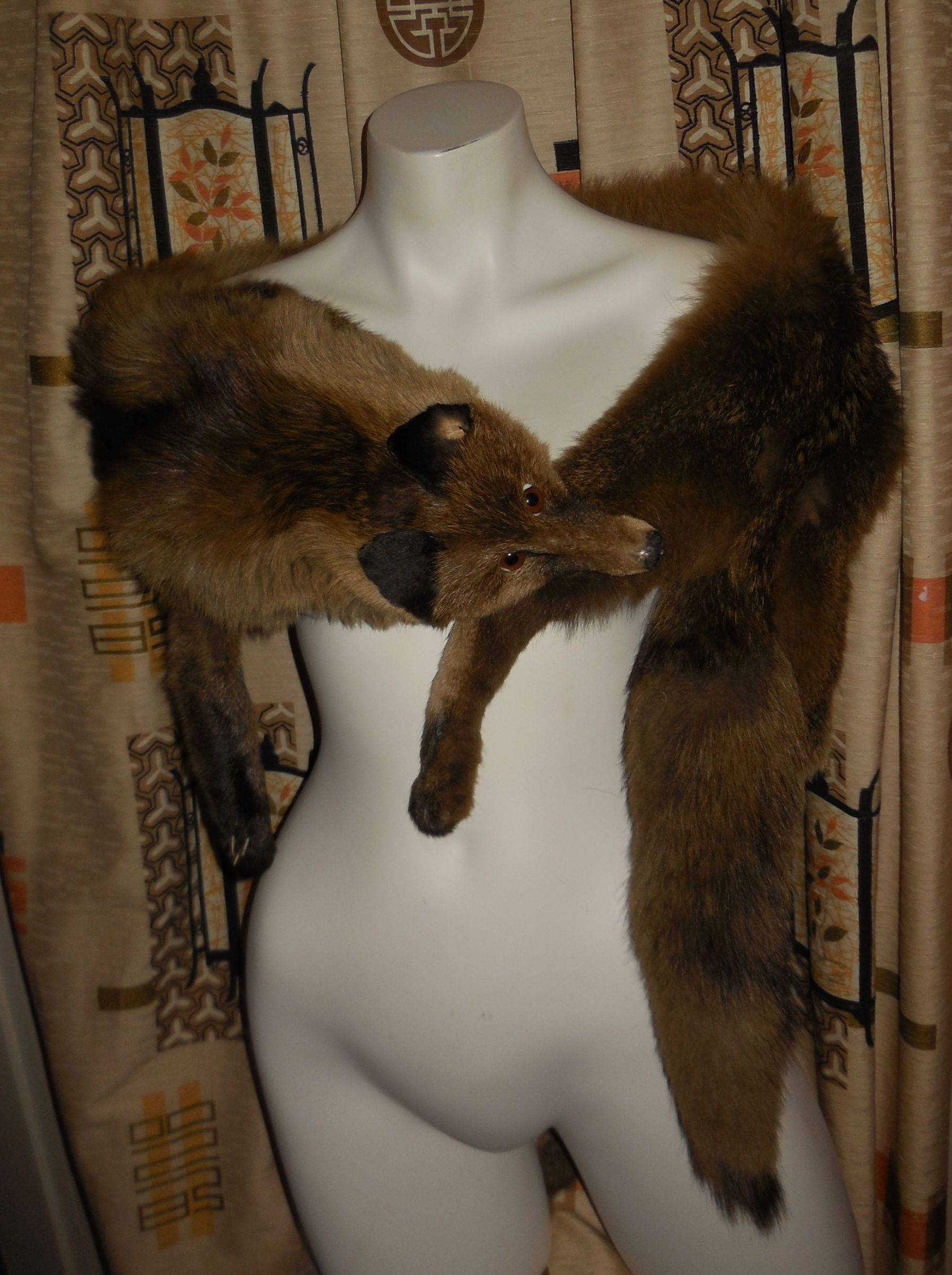 Vintage Fox Fur Stole 1950s Full Body Brown Fox Stole Face Head Glamour