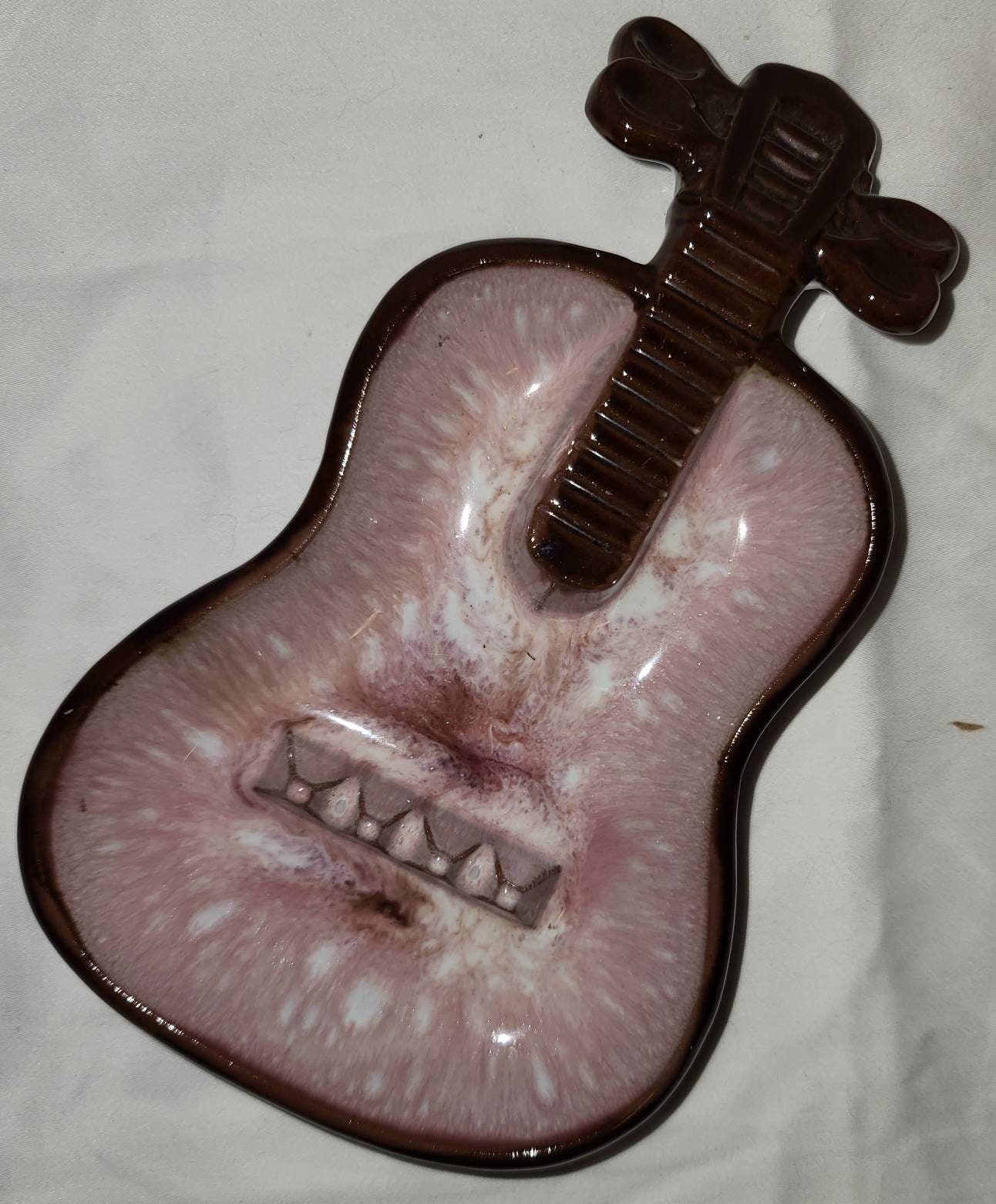 Vintage Guitar Ashtray 1950s 60s Pink Brown Ceramic Guitar Shape