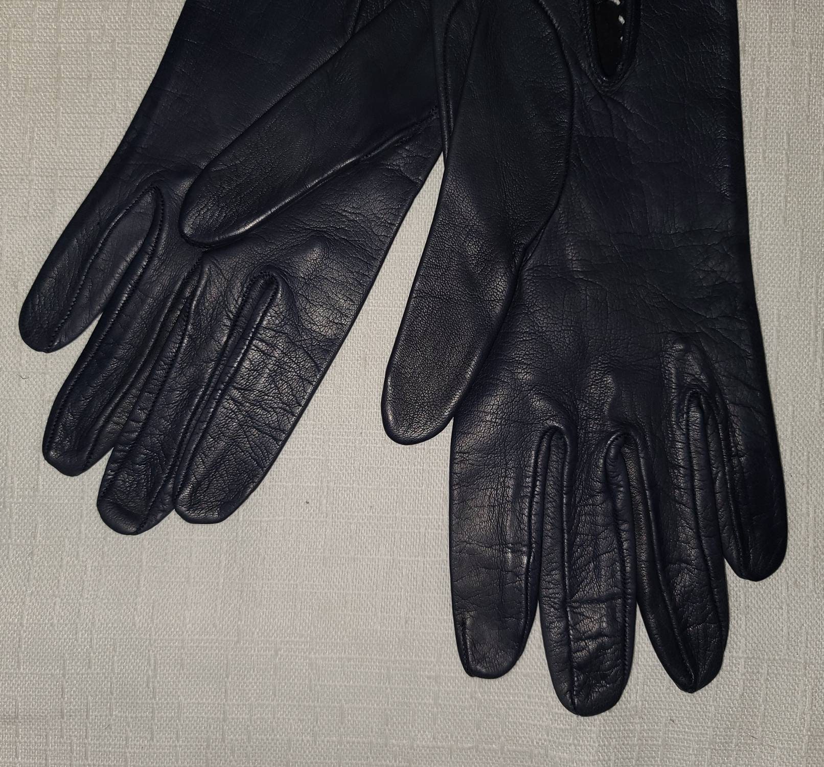 Vintage Leather Gloves 1950s 60s Thin Dark Blue Purple Leather Gloves ...