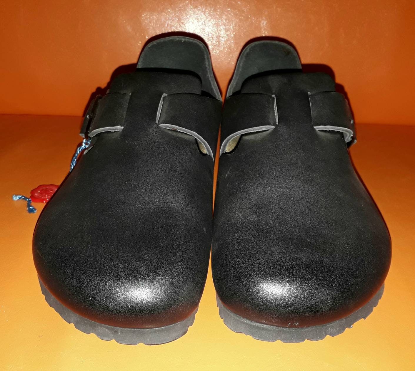 Unworn Vintage Birkenstocks Women's Black Leather Birkenstock Shoes London 66191 Buckles Closed 