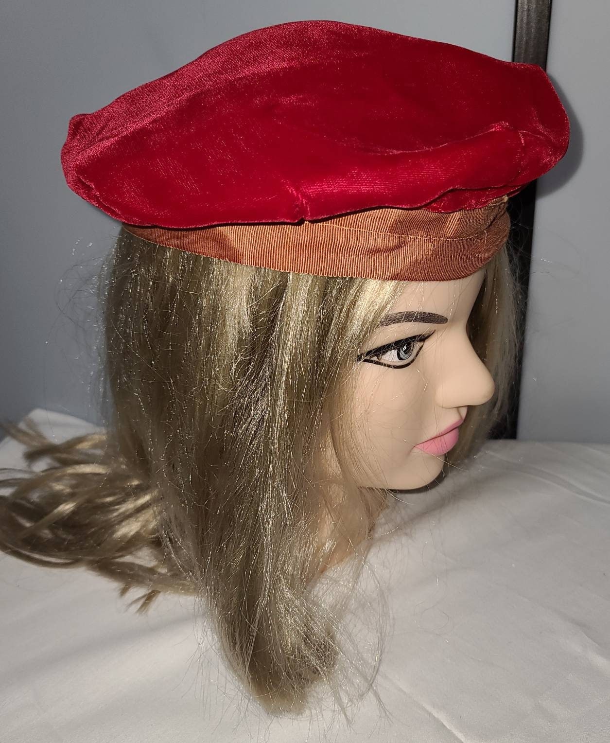 Vintage Velvet Beret 1950s 60s Red Rayon Velvet Beret Rockabilly Boho