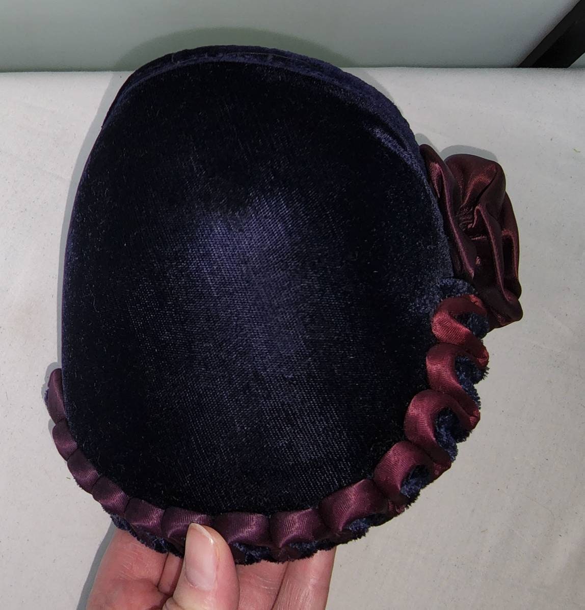 Vintage Half Hat 1940s 50s Asymmetric Midnight Blue Velvet Clamp Hat Maroon Satin Trim Large