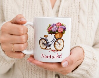Mok met Nantucket-hortensia | Koffiemok met bloemenmotief en fietsmotief | Roze bloemenmok | Mok in cottagecore-stijl | Cadeau geïnspireerd op Nantucket