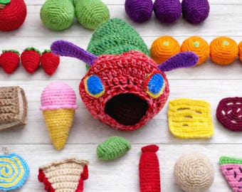 Patrón de ganchillo de la oruga hambrienta, juego de amigurumi, patrón de juguete de frutas y comida.