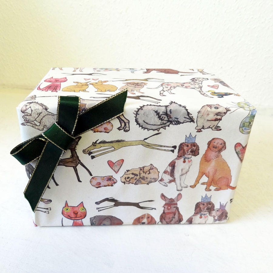 Gift Wrap, Quirky Eco Friendly Paper, Perfect pets design, Recycled Wrapping Paper, dogs and cats, pet wrapping paper design, Made in UK