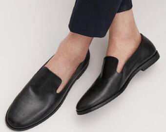 Scarpe eleganti da uomo in pelle nera fatte a mano, mocassini slip-on da uomo