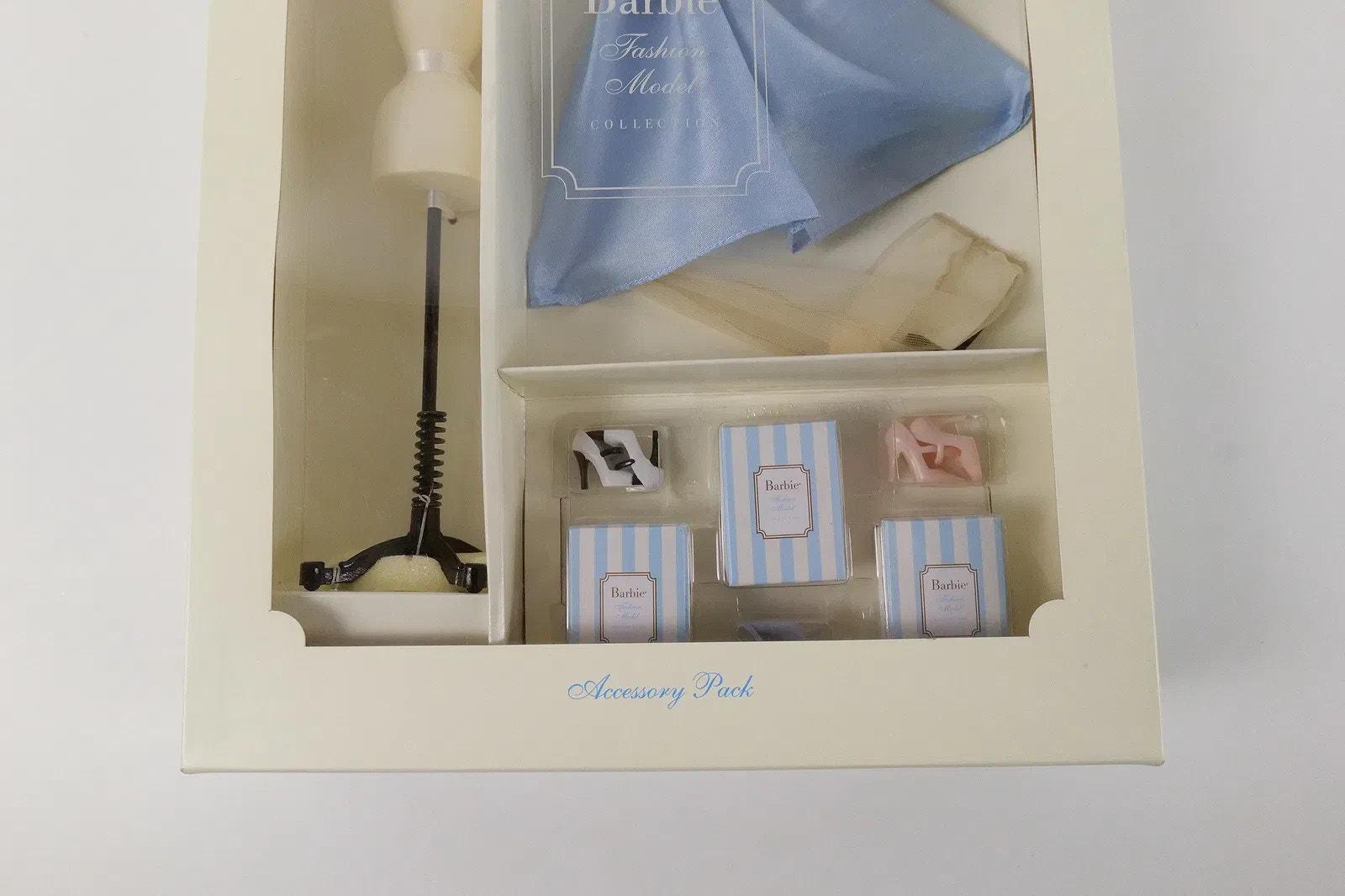 Mattel Barbie Silkstone BFMC Fashion Model Doll Accessory Pack 2001 ...
