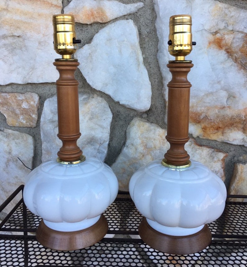 Vintage Mid Century White Milk Glass Table Desk Lamps Lights