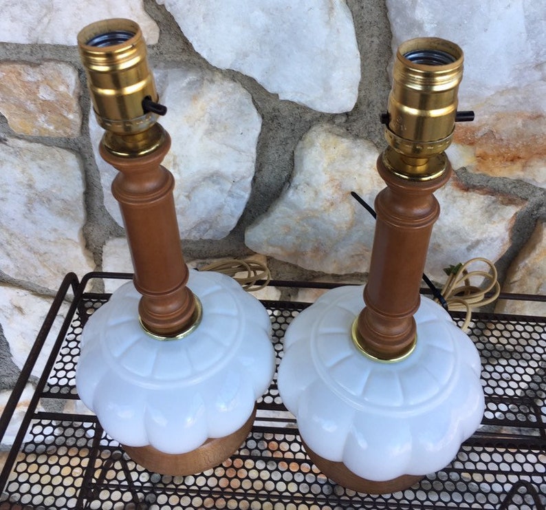 Vintage Mid Century White Milk Glass Table Desk Lamps Lights