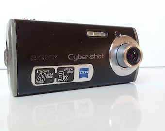 Sony Cyber-shot DSC-W110 Digital Camera – 7.2MP, Carl Zeiss Lens