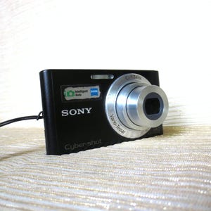 Sony Cyber-shot DSC-W320 Black Digital Camera Compact Point and Shoot