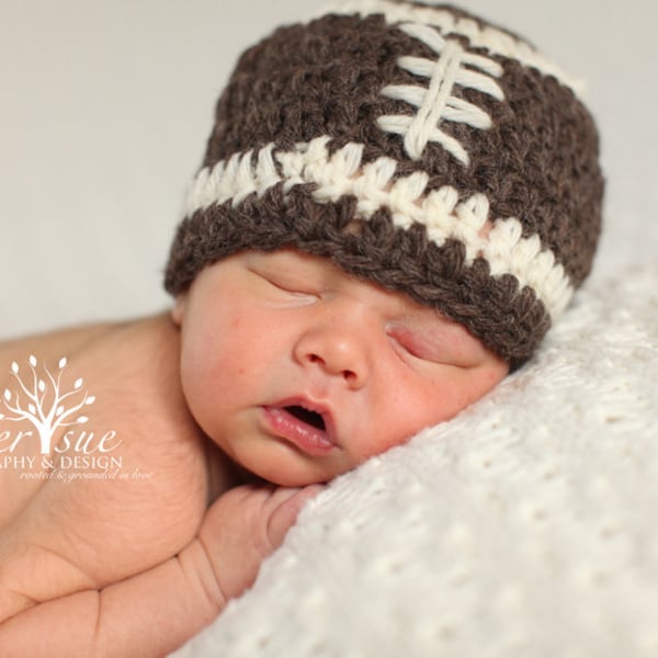 Sombrero de fútbol para bebés de ganchillo lana marrón listo para enviar accesorio fotográfico