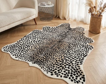 Tapis imprimé léopard - Peluche imitation peau de bête vintage