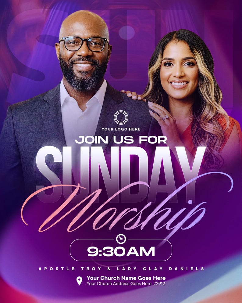 Pode incluir: Gr&aacute;fico promocional com fundo gradiente roxo e branco. A imagem apresenta duas pessoas sorrindo, um homem e uma mulher. O texto inclui "Join Us For Sunday Worship" e hor&aacute;rio do servi&ccedil;o "9:30 AM". O gr&aacute;fico tamb&eacute;m inclui um espa&ccedil;o reservado para o logotipo da igreja e informa&ccedil;&otilde;es de contato.