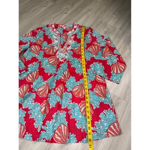 Lilly Pulitzer Sea Shell Coral Print Embroidered Tunic Top Red XL Coastal image 5
