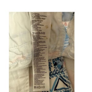 Tommy Bahama Womens Size 4 Blue Pink Geometric Floral Tribal Print Cotton Shorts image 7