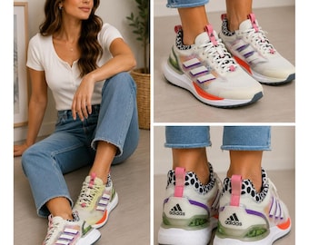 Adidas Damen Avacourt Tennis- und Pickleballschuhe, Weiß mit Leopardenmuster, Größe 7,5