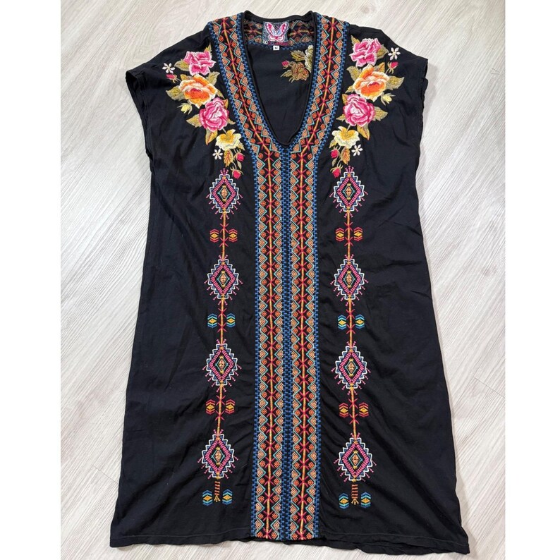 Johnny Was Los Angeles Black Embroidered Cotton V-Neck Boho Dress Womens M image 2