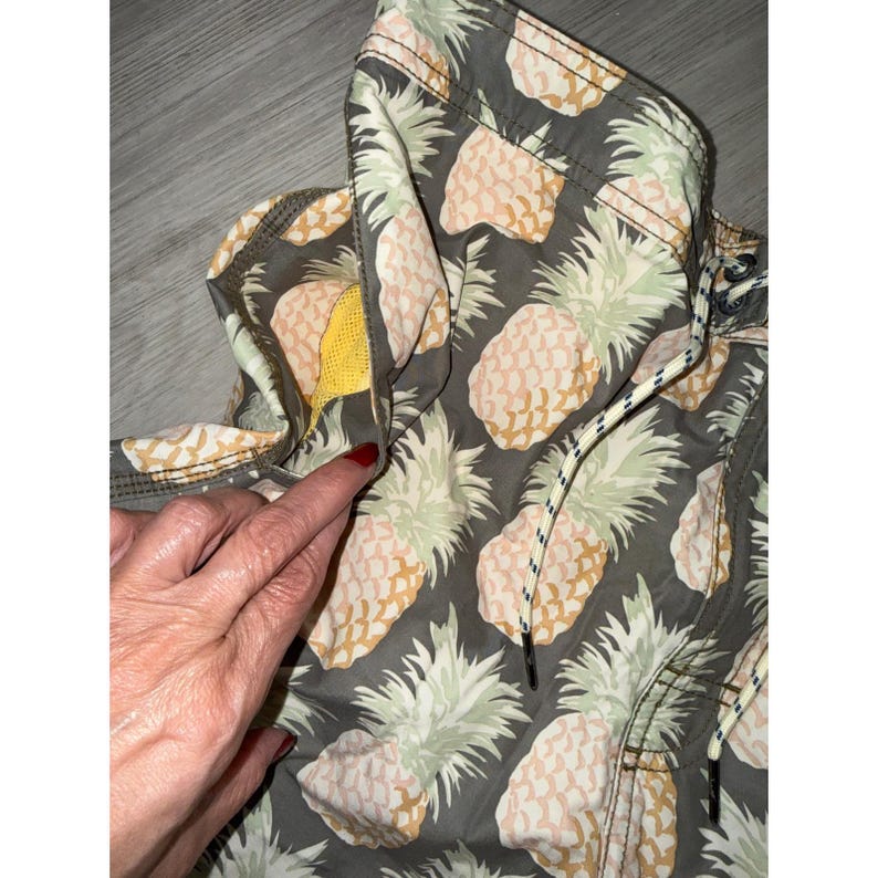Tommy Bahama Relax Mens Pineapple Print Board Shorts Gray Swim Trunks L image 9