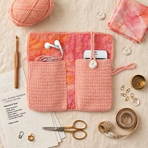 Crochet Phone Case Pattern PDF, Travel Tech Wallet Organizer Tutorial