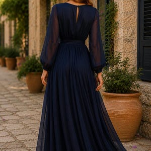 Vestido longo azul marinho em chiffon para mulheres, vestido formal de manga comprida, vestido para convidada de casamento, vestido de noite discreto, vestido de festa fluido imagem 3