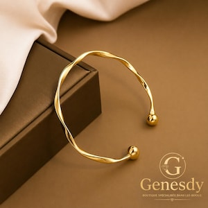 18 k vergulde gedraaide armband – Elegante minimalistische sieraden – Open moderne armring – verfijnd handgemaakt cadeau