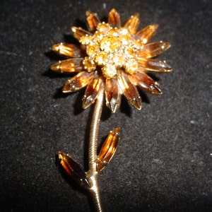 Amber Flower Brooch