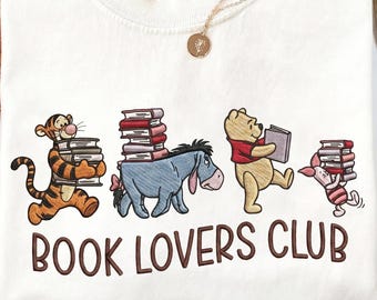 Carpeta bordada del club de lectura de Winnie the Pooh y sus amigos de Disney, regalo para amantes de los libros, camiseta de la gira de lectura de Disney, camiseta de bibliotecario, regalos para lectores.