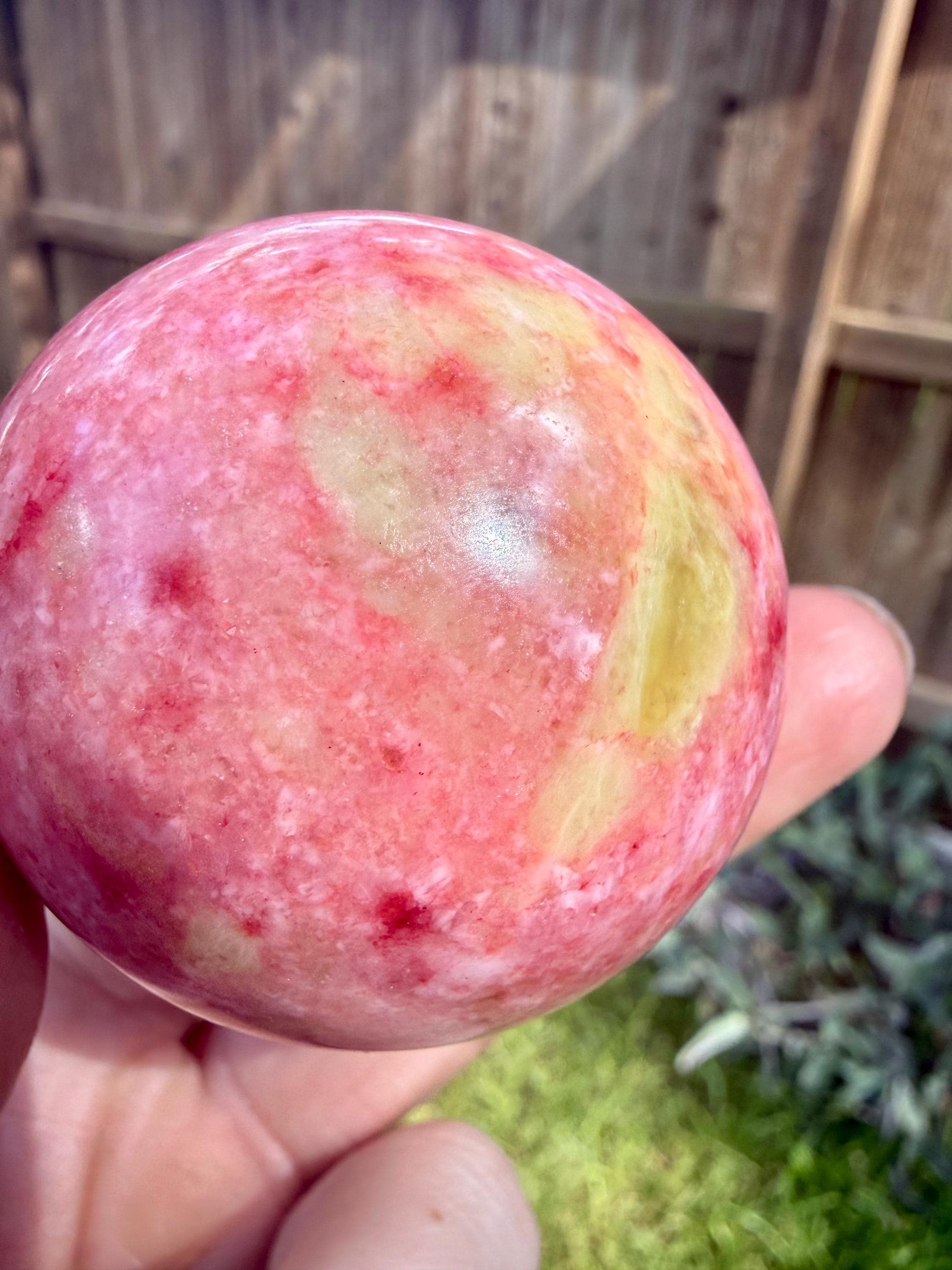 High Quality Thulite - Etsy