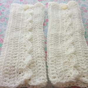 Crochet White Legwarmers with Faux Pearl Button for Toddlers