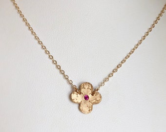 Mini Clover Medallion