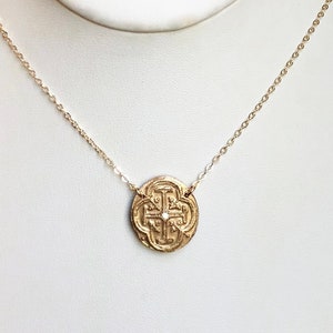 Collier médaillon I en bronze et rubis ou CZ image 1