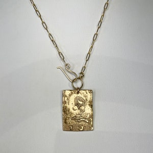Memento Mori Front Clasping Necklace