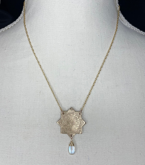 Chelsea Star Necklace with Rainbow Moonstone