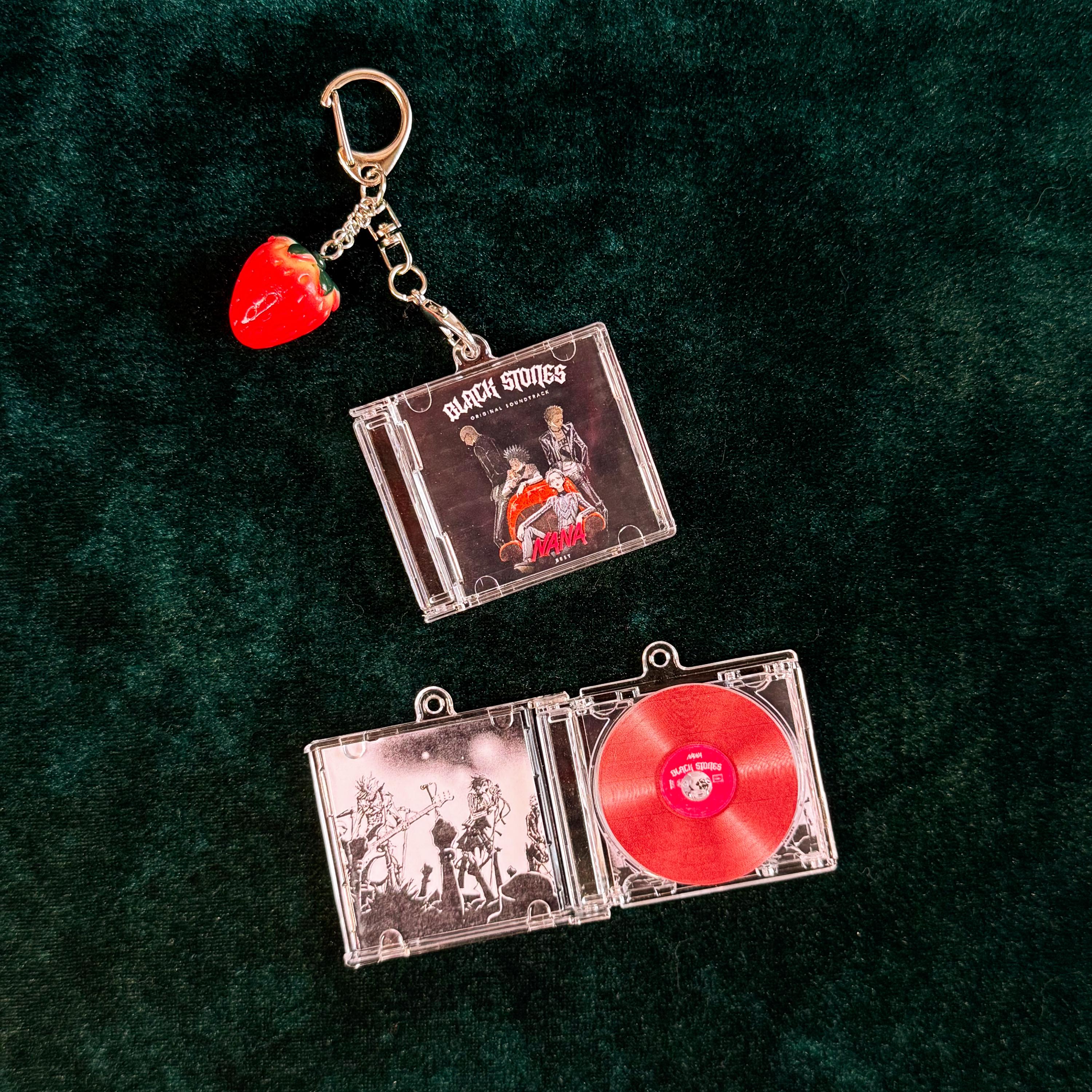 Nana Osaki Keyring - Etsy