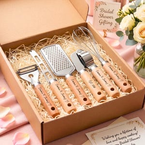 Bridal Shower Gift for Bride, 5Pcs Personalized Kitchen Gift Set, Custom Engraved Cooking Tools, Wedding Gift for Couple, Future Mrs Gift